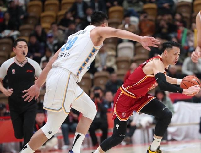 湖北男篮队备战迎战,全力以赴求取胜利的简单介绍 湖北男篮队备战迎战,全力以赴求取胜利的简单介绍