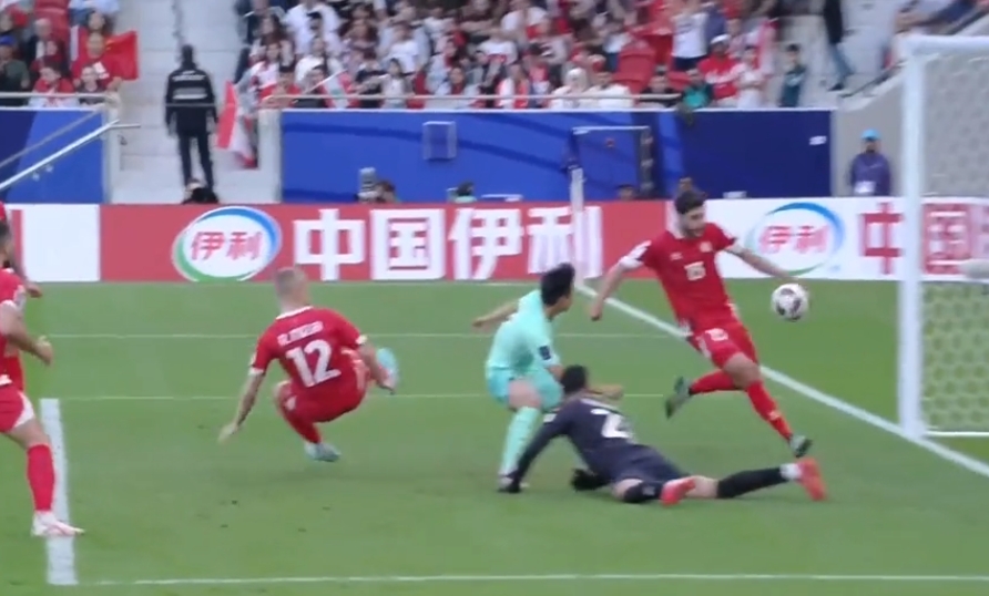 关于越南球队的出色表现引发球迷狂热的信息 关于越南球队的出色表现引发球迷狂热的信息