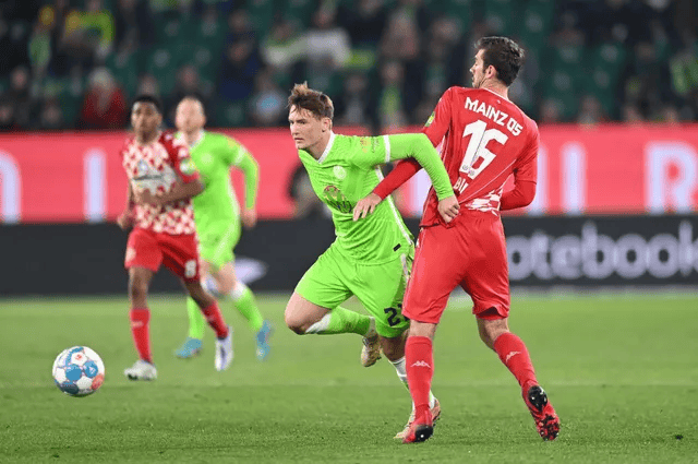 不来梅对阵沃尔夫斯堡,冲击胜利的简单介绍 不来梅对阵沃尔夫斯堡,冲击胜利的简单介绍