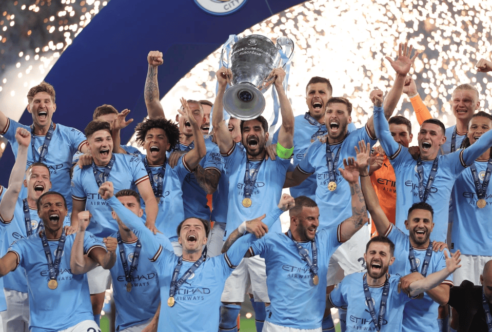 足球赛场上的激烈角逐吸引全球观众的简单介绍 足球赛场上的激烈角逐吸引全球观众的简单介绍