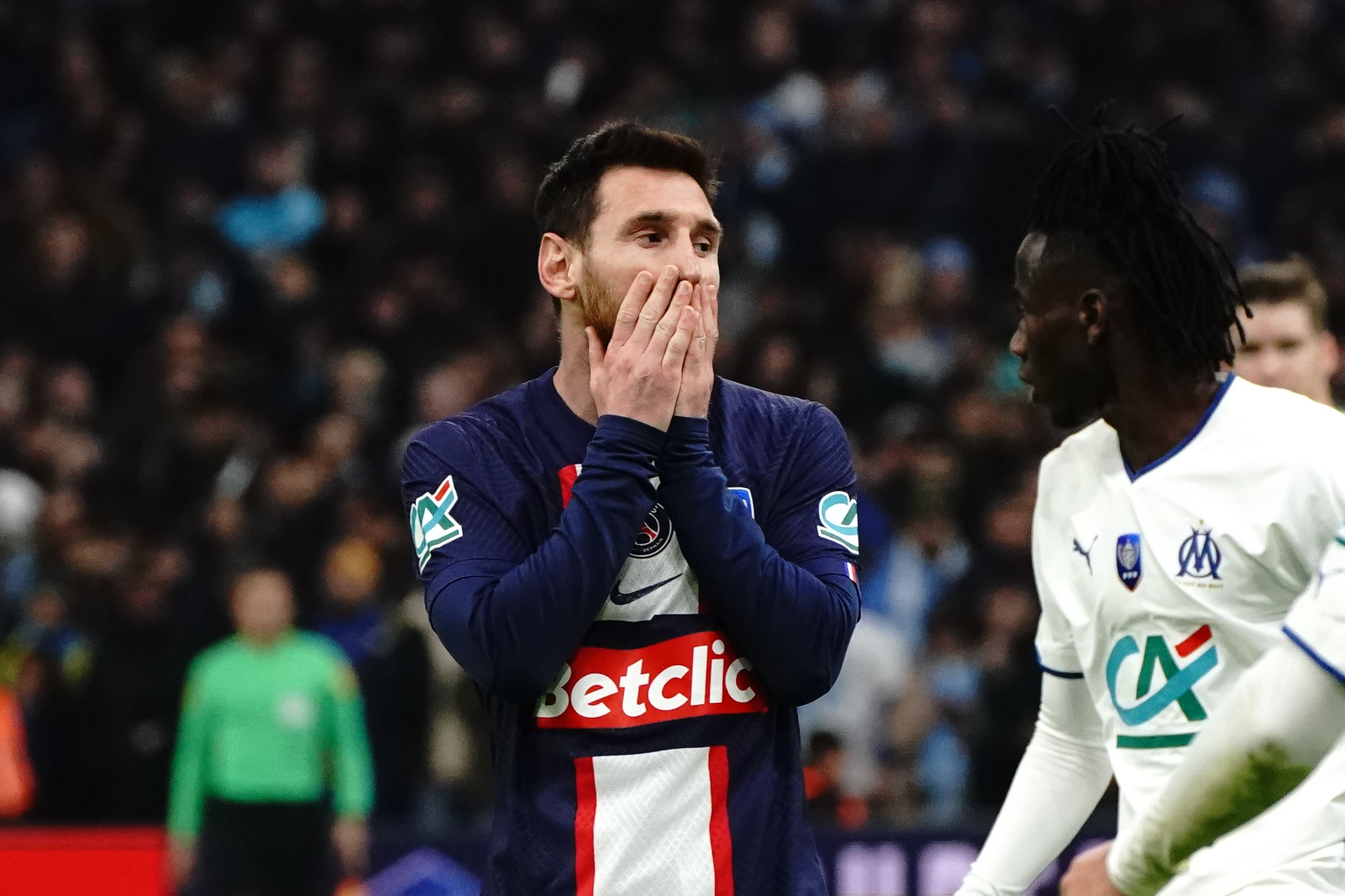 梅西表现抢眼,带领巴黎晋级半决赛 梅西表现抢眼,带领巴黎晋级半决赛