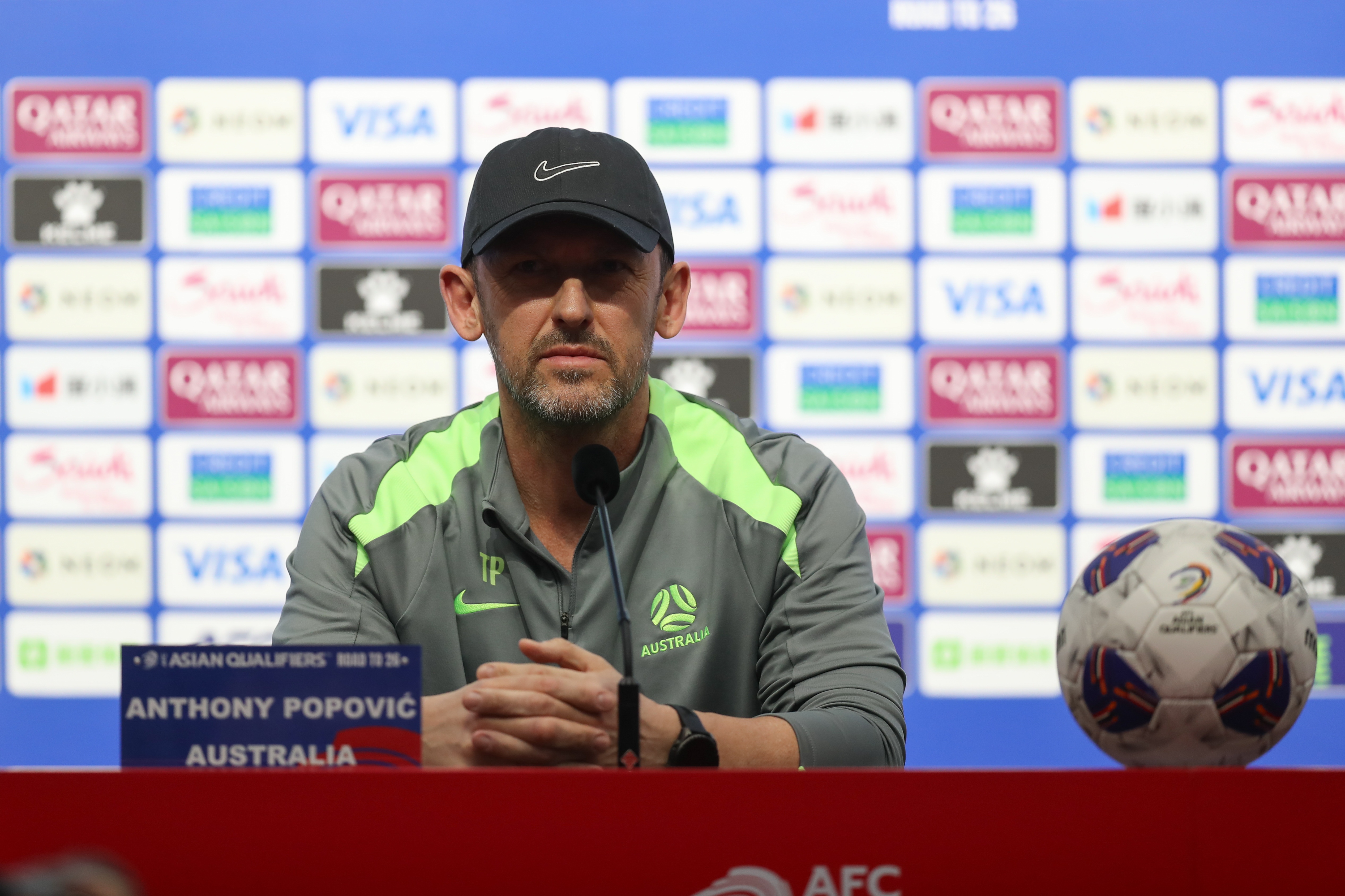 球队主帅喜获胜利,力挺球员表现 球队主帅喜获胜利,力挺球员表现