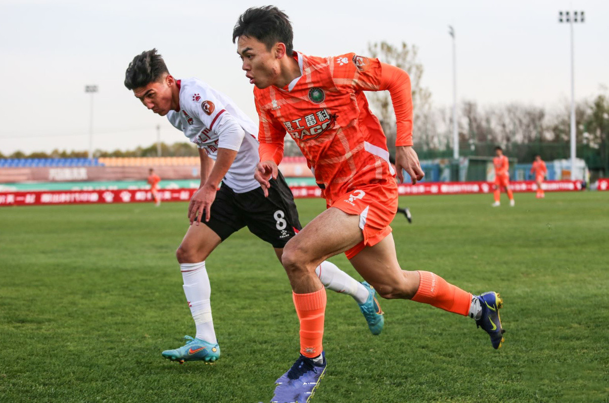 包含顽强抵抗,球队凭借团结一心取得胜利的词条 包含顽强抵抗,球队凭借团结一心取得胜利的词条