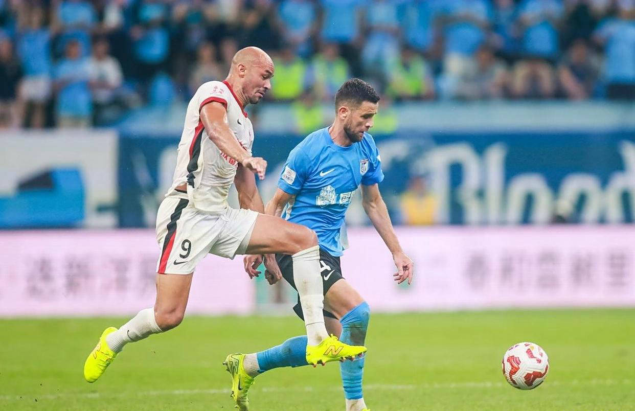 火爆比赛瞬间回顾，球员状态亮眼