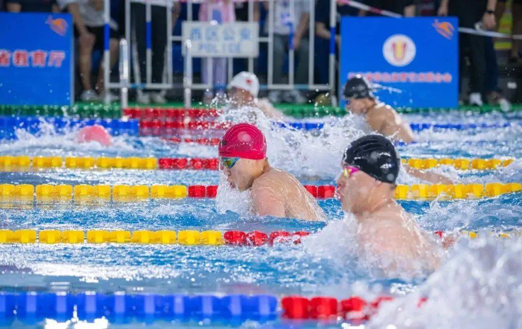 游泳决赛舞台升温，精彩不断的简单介绍