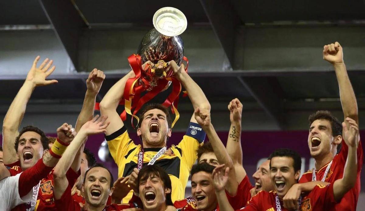 国际足球盛事再度登场,豪强争夺胜利 国际足球盛事再度登场,豪强争夺胜利