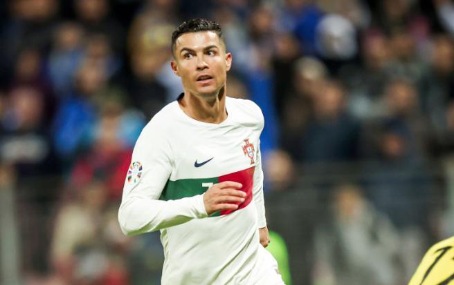 欧预赛强队对决,球员积极备战状态极佳的简单介绍 欧预赛强队对决,球员积极备战状态极佳的简单介绍