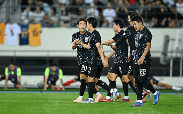 韩国球队击败对手,目前排名第二 韩国球队击败对手,目前排名第二