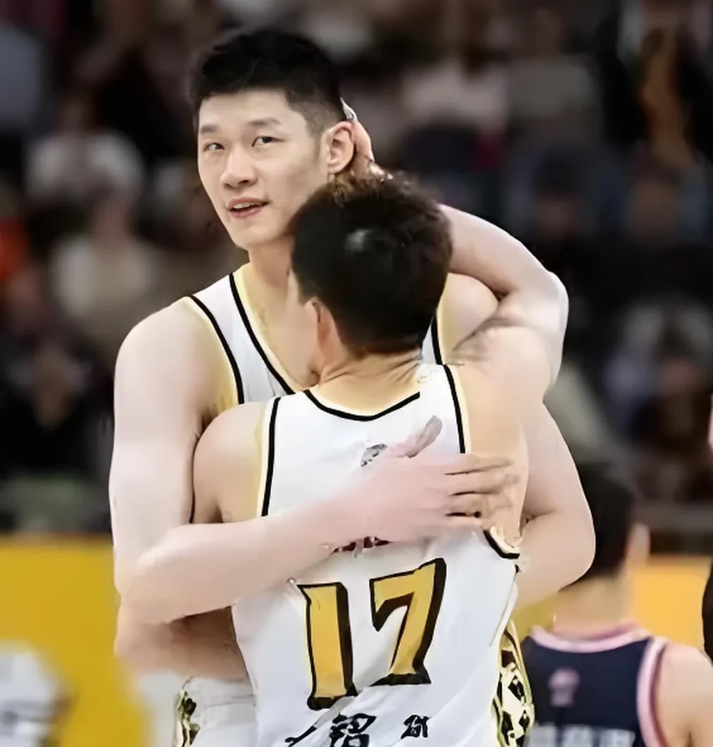 过瘾!广厦横扫对手轻松获得胜利的简单介绍